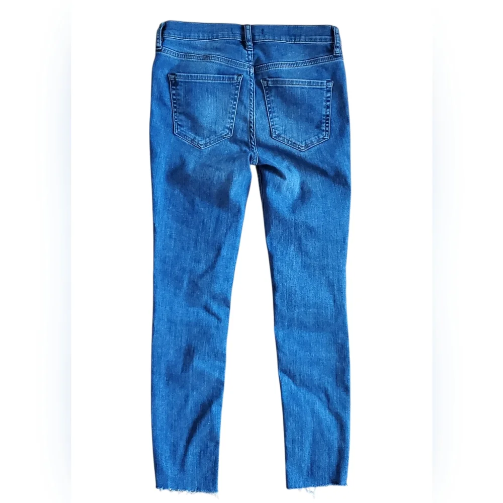 Free People Jeans Womens Size 26 Blue‎ Distressed Skinny Denim Womens
